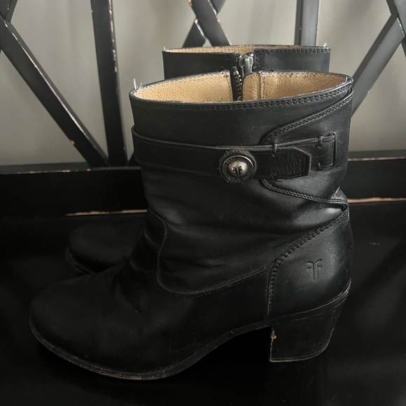 SOLD Frye Boots - Picture 2 of 6